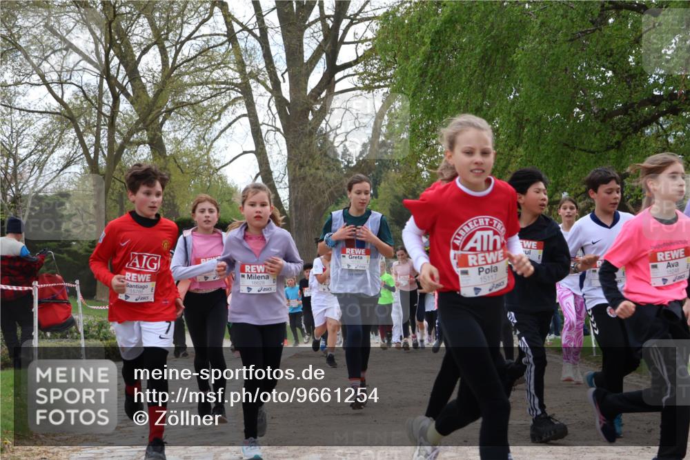 25.04.2026 - Das Zehntel Zöllner http://msf.ph/oto/9661254 25.04.2026 13:47:12 Laufen 15766, 15117, 15248 meine-sportfotos.de