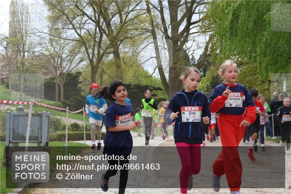 25.04.2026 - Das Zehntel Zöllner http://msf.ph/oto/9661463 25.04.2026 11:44:43 Laufen 10222, 10165, 10226 meine-sportfotos.de