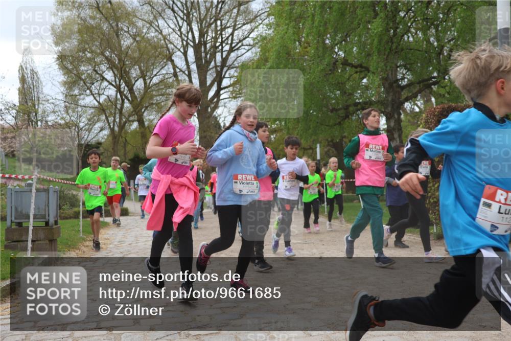 25.04.2026 - Das Zehntel Zöllner http://msf.ph/oto/9661685 25.04.2026 11:44:51 Laufen 11151, 112 meine-sportfotos.de