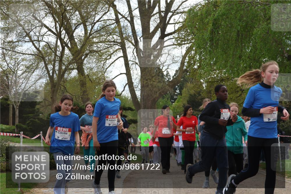 25.04.2026 - Das Zehntel Zöllner http://msf.ph/oto/9661722 25.04.2026 13:47:26 Laufen 15510, 15513, 15514 meine-sportfotos.de