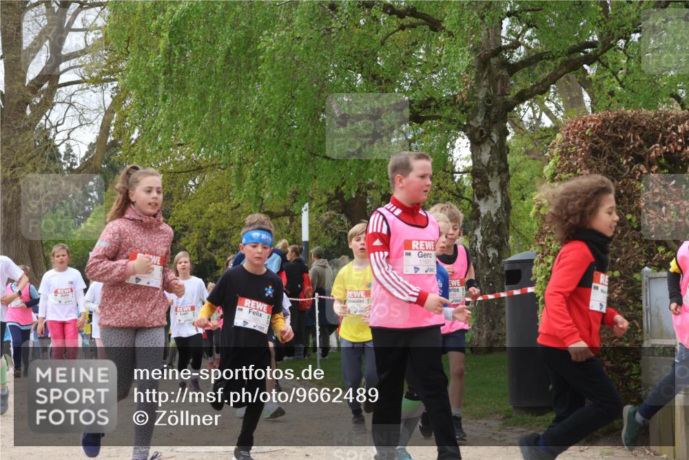 25.04.2026 - Das Zehntel Zöllner http://msf.ph/oto/9662489 25.04.2026 11:45:20 Laufen 11680, 11631 meine-sportfotos.de