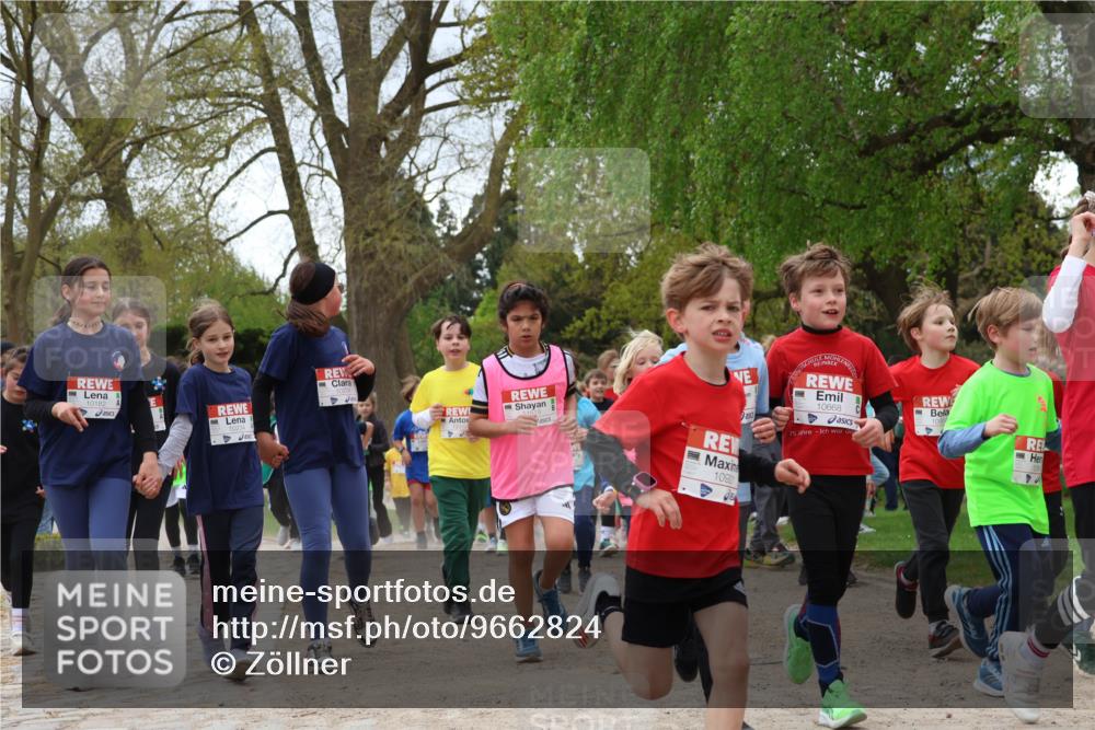 25.04.2026 - Das Zehntel Zöllner http://msf.ph/oto/9662824 25.04.2026 11:45:33 Laufen 10182, 10668, 75, 1090 meine-sportfotos.de