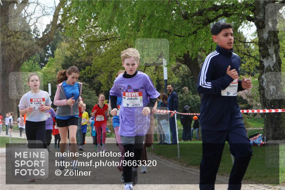 25.04.2026 - Das Zehntel Zöllner http://msf.ph/oto/9663320 25.04.2026 13:48:21 Laufen 18075, 15021, 15358 meine-sportfotos.de