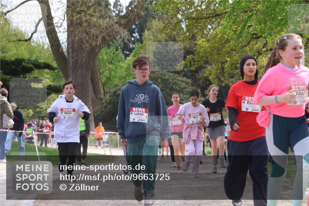 25.04.2026 - Das Zehntel Zöllner http://msf.ph/oto/9663725 25.04.2026 13:48:36 Laufen 17604, 80, 17312, 17687, 16936 meine-sportfotos.de