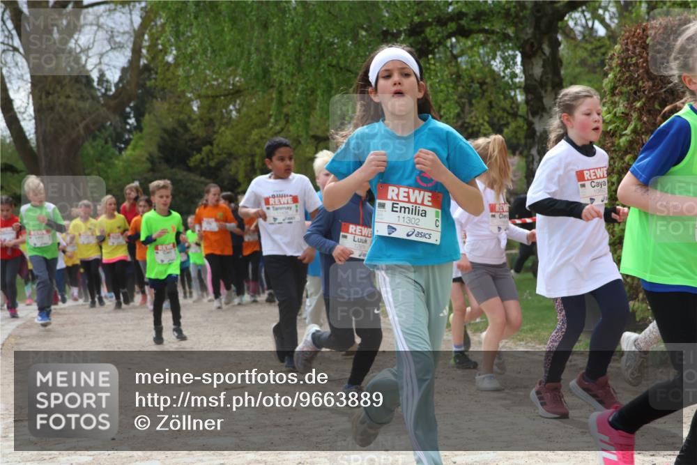 25.04.2026 - Das Zehntel Zöllner http://msf.ph/oto/9663889 25.04.2026 11:46:14 Laufen 11302, 12978, 10892 meine-sportfotos.de