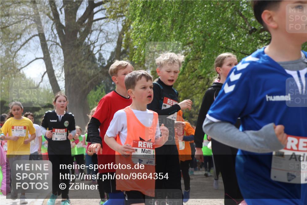 25.04.2026 - Das Zehntel Zöllner http://msf.ph/oto/9664354 25.04.2026 11:46:36 Laufen 10140, 12932, 101 meine-sportfotos.de