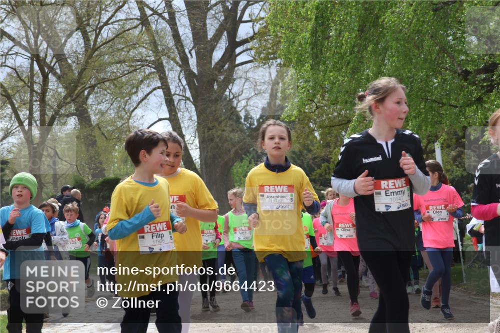 25.04.2026 - Das Zehntel Zöllner http://msf.ph/oto/9664423 25.04.2026 11:46:39 Laufen 10, 11826, 11782, 10140 meine-sportfotos.de