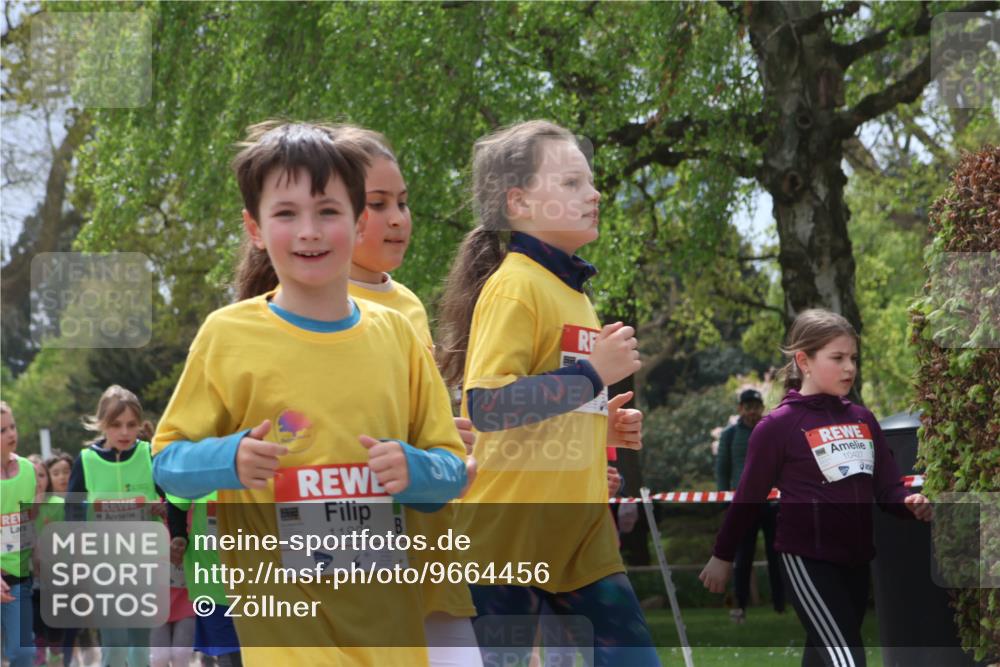 25.04.2026 - Das Zehntel Zöllner http://msf.ph/oto/9664456 25.04.2026 11:46:40 Laufen 11826, 10427 meine-sportfotos.de