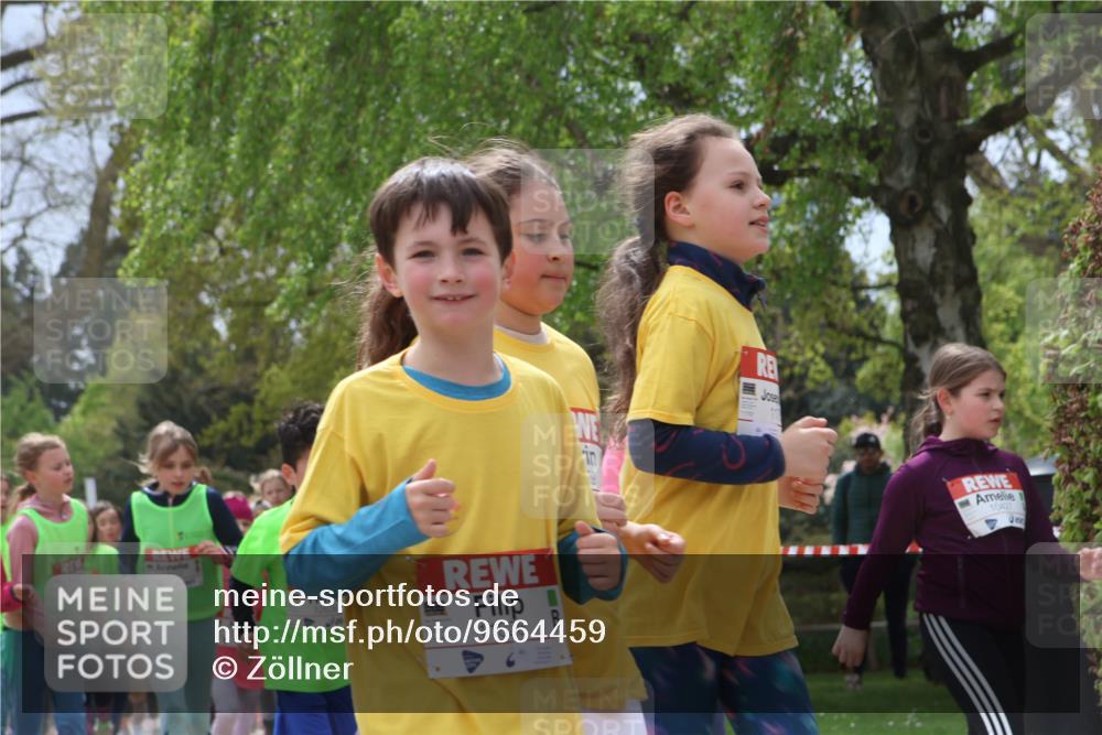 25.04.2026 - Das Zehntel Zöllner http://msf.ph/oto/9664459 25.04.2026 11:46:41 Laufen 12636, 11826, 10421 meine-sportfotos.de