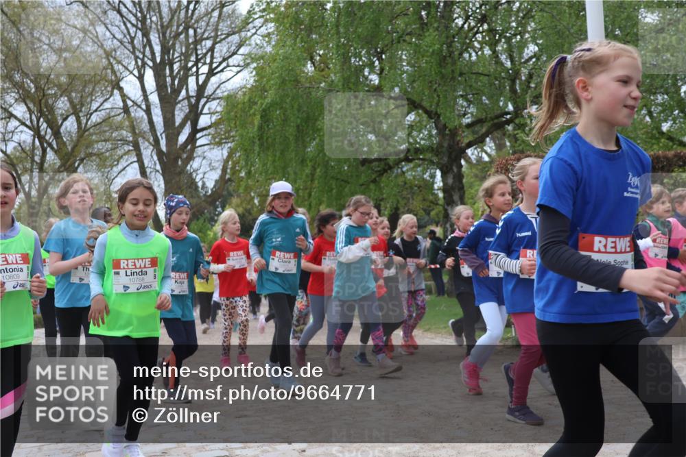 25.04.2026 - Das Zehntel Zöllner http://msf.ph/oto/9664771 25.04.2026 11:46:50 Laufen 10809, 10788 meine-sportfotos.de