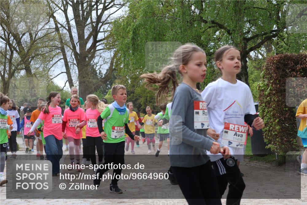 25.04.2026 - Das Zehntel Zöllner http://msf.ph/oto/9664960 25.04.2026 11:46:56 Laufen 12094, 11419 meine-sportfotos.de