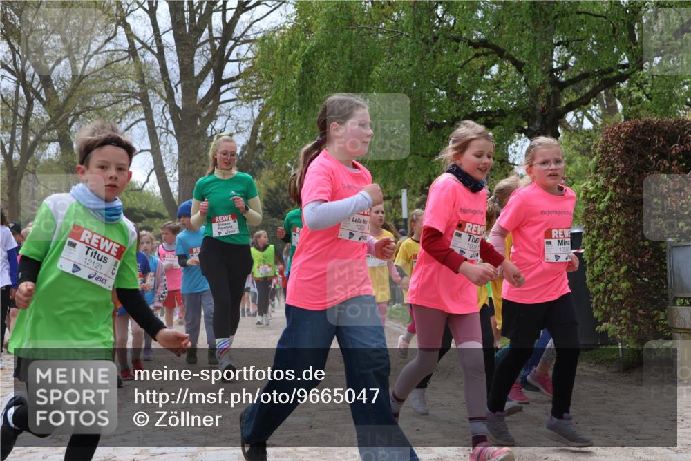 25.04.2026 - Das Zehntel Zöllner http://msf.ph/oto/9665047 25.04.2026 11:46:58 Laufen 12121, 1009, 10090, 1006 meine-sportfotos.de