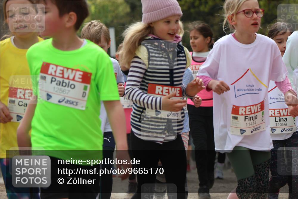 25.04.2026 - Das Zehntel Zöllner http://msf.ph/oto/9665170 25.04.2026 11:47:05 Laufen 12567, 11618, 11414, 11399 meine-sportfotos.de