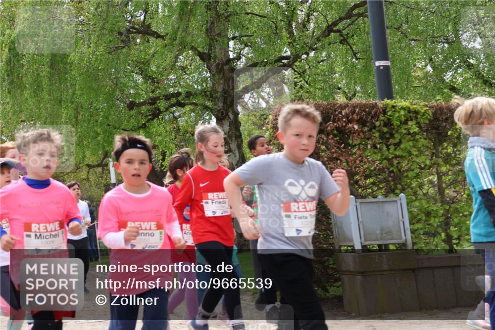 25.04.2026 - Das Zehntel Zöllner http://msf.ph/oto/9665539 25.04.2026 11:47:24 Laufen 10056, 0051, 10290 meine-sportfotos.de
