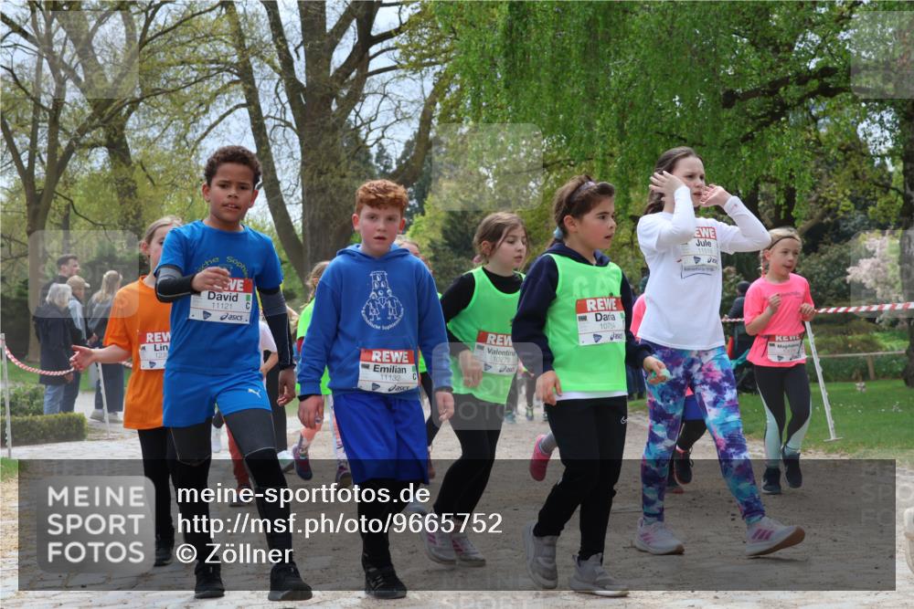 25.04.2026 - Das Zehntel Zöllner http://msf.ph/oto/9665752 25.04.2026 11:47:34 Laufen 1235, 11121, 11132, 10773, 10754, 11518 meine-sportfotos.de