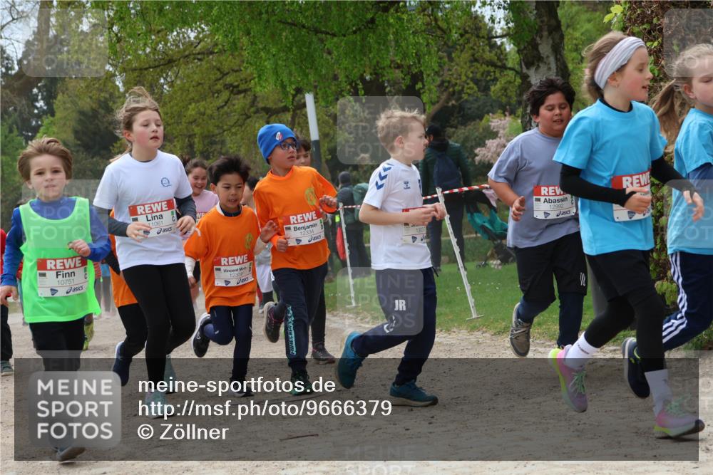 25.04.2026 - Das Zehntel Zöllner http://msf.ph/oto/9666379 25.04.2026 11:48:04 Laufen 10751, 11061, 12339, 12334, 13037, 12992 meine-sportfotos.de