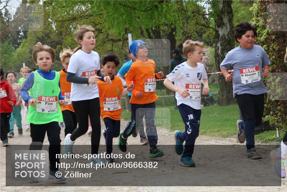 25.04.2026 - Das Zehntel Zöllner http://msf.ph/oto/9666382 25.04.2026 11:48:05 Laufen 10751, 12, 12339, 1233, 13037, 12992 meine-sportfotos.de