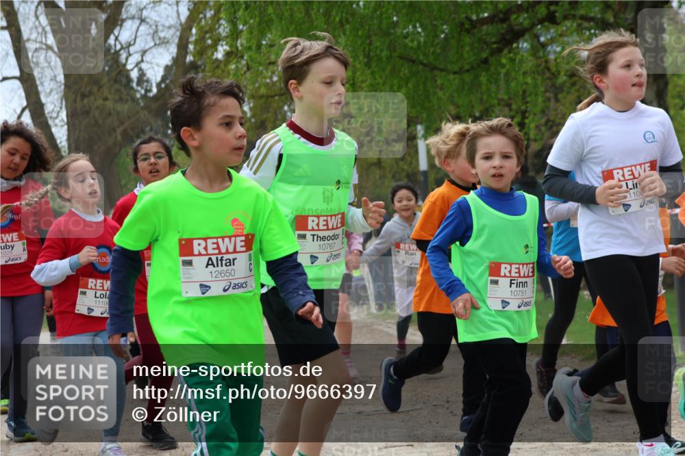 25.04.2026 - Das Zehntel Zöllner http://msf.ph/oto/9666397 25.04.2026 11:48:06 Laufen 1225, 1119, 12650, 10767, 10751, 1100 meine-sportfotos.de
