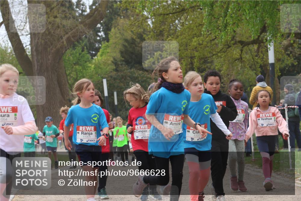 25.04.2026 - Das Zehntel Zöllner http://msf.ph/oto/9666628 25.04.2026 11:48:14 Laufen 054, 11319, 11304, 11183, 1131, 11115 meine-sportfotos.de