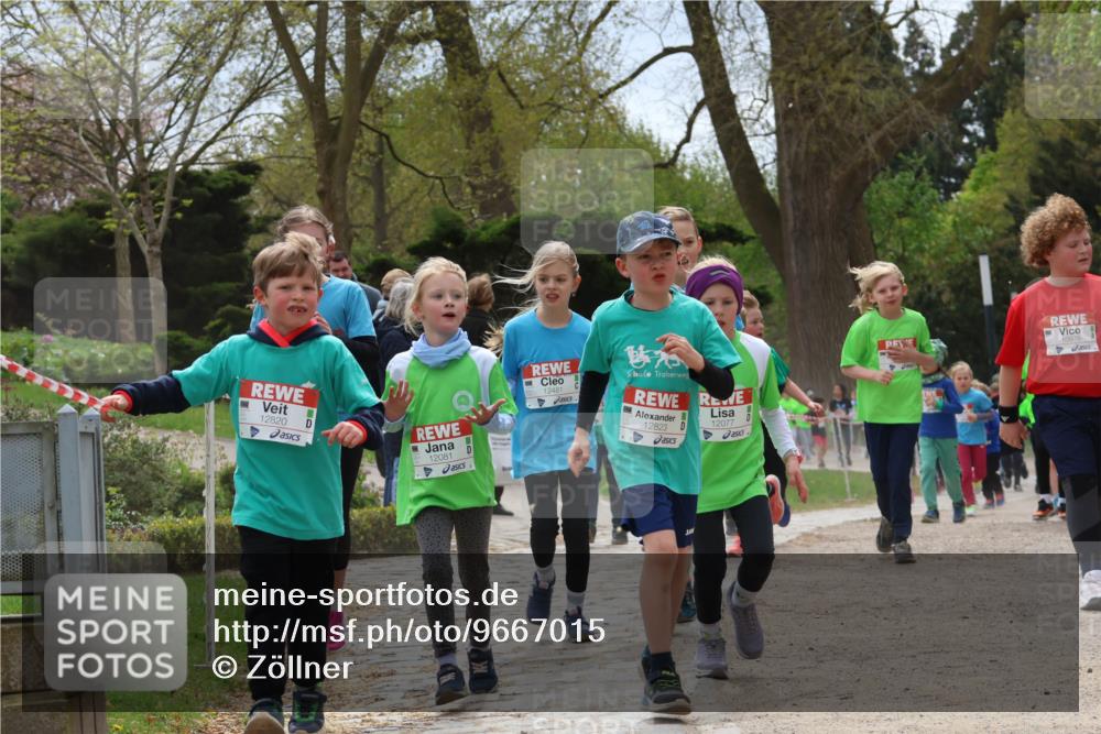 25.04.2026 - Das Zehntel Zöllner http://msf.ph/oto/9667015 25.04.2026 11:48:25 Laufen 12820, 12081, 12481, 12077, 12823 meine-sportfotos.de