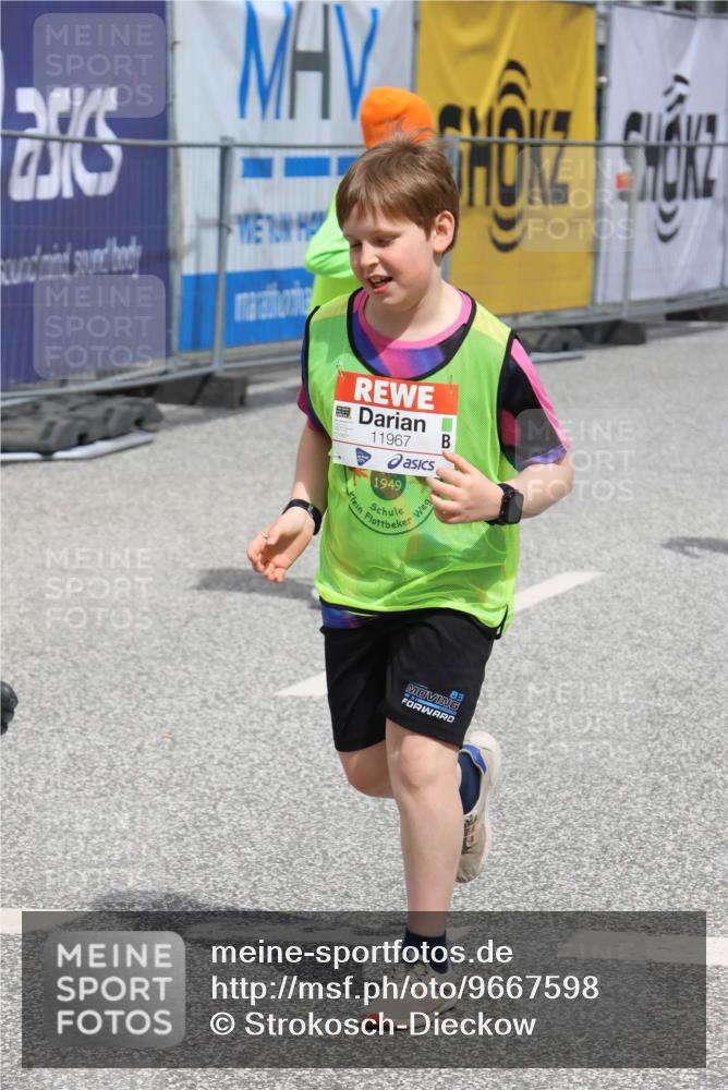 25.04.2026 - Das Zehntel Strokosch-Dieckow http://msf.ph/oto/9667598 25.04.2026 12:08:06 Allgemein zum Event 11967, 1949 meine-sportfotos.de