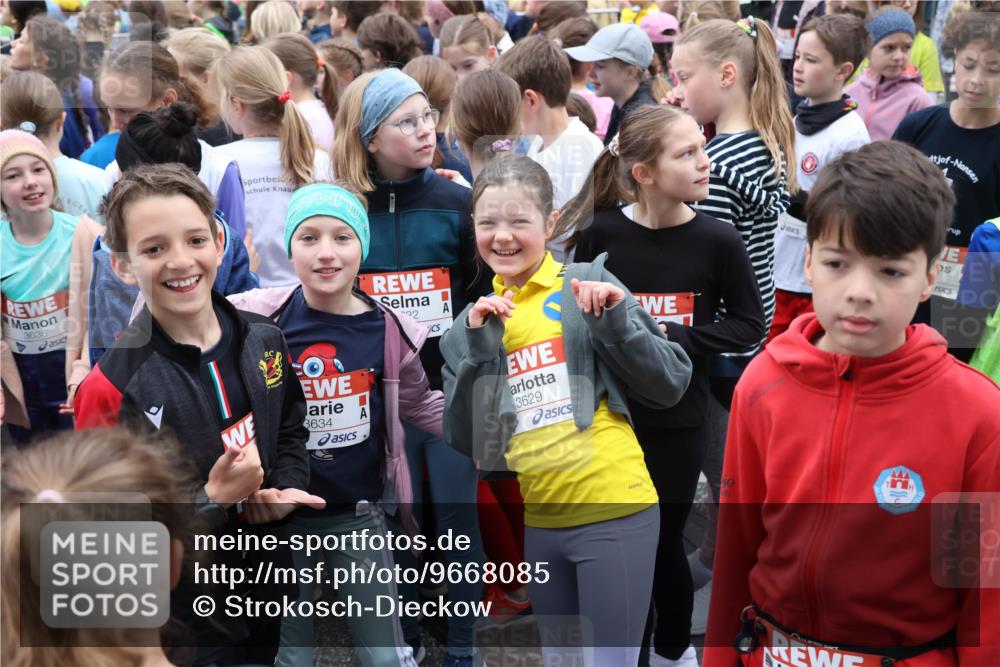 25.04.2026 - Das Zehntel Strokosch-Dieckow http://msf.ph/oto/9668085 25.04.2026 08:10:08 Allgemein zum Event 3636, 32, 3634, 3629, 10, 9 meine-sportfotos.de