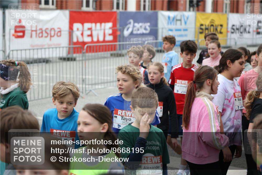 25.04.2026 - Das Zehntel Strokosch-Dieckow http://msf.ph/oto/9668195 25.04.2026 08:12:31 Allgemein zum Event 3120, 1337, 3118, 1786 meine-sportfotos.de