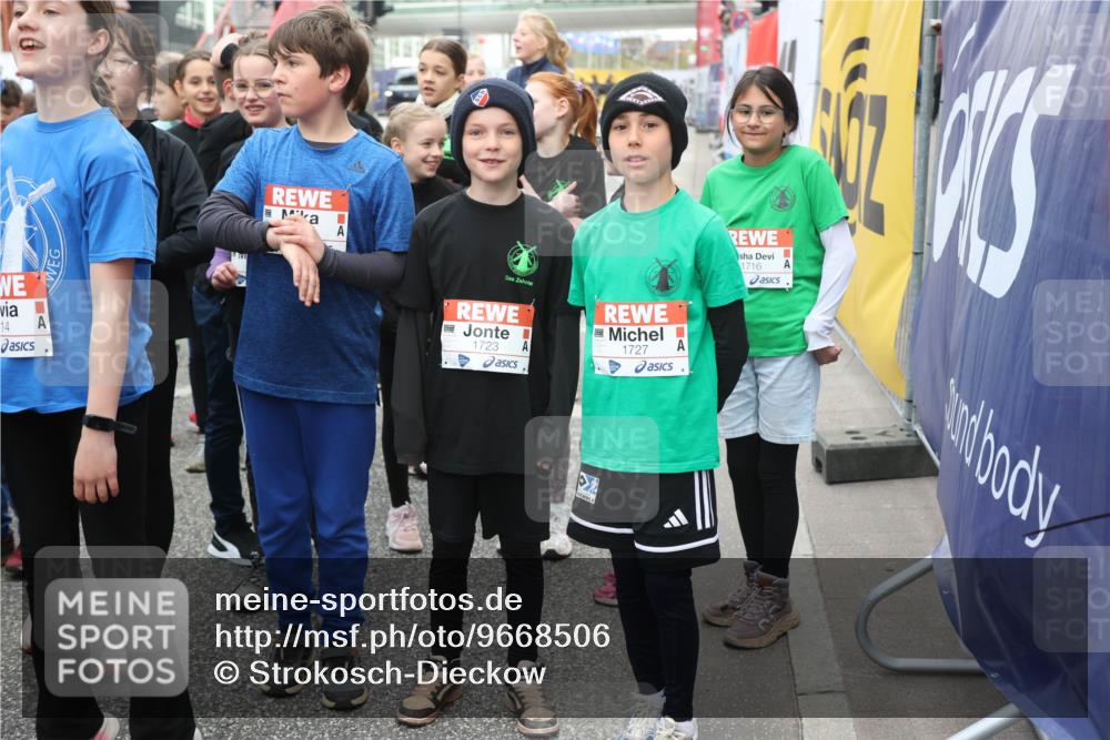 25.04.2026 - Das Zehntel Strokosch-Dieckow http://msf.ph/oto/9668506 25.04.2026 08:17:50 Allgemein zum Event 20, 14, 1723, 1727, 1716 meine-sportfotos.de