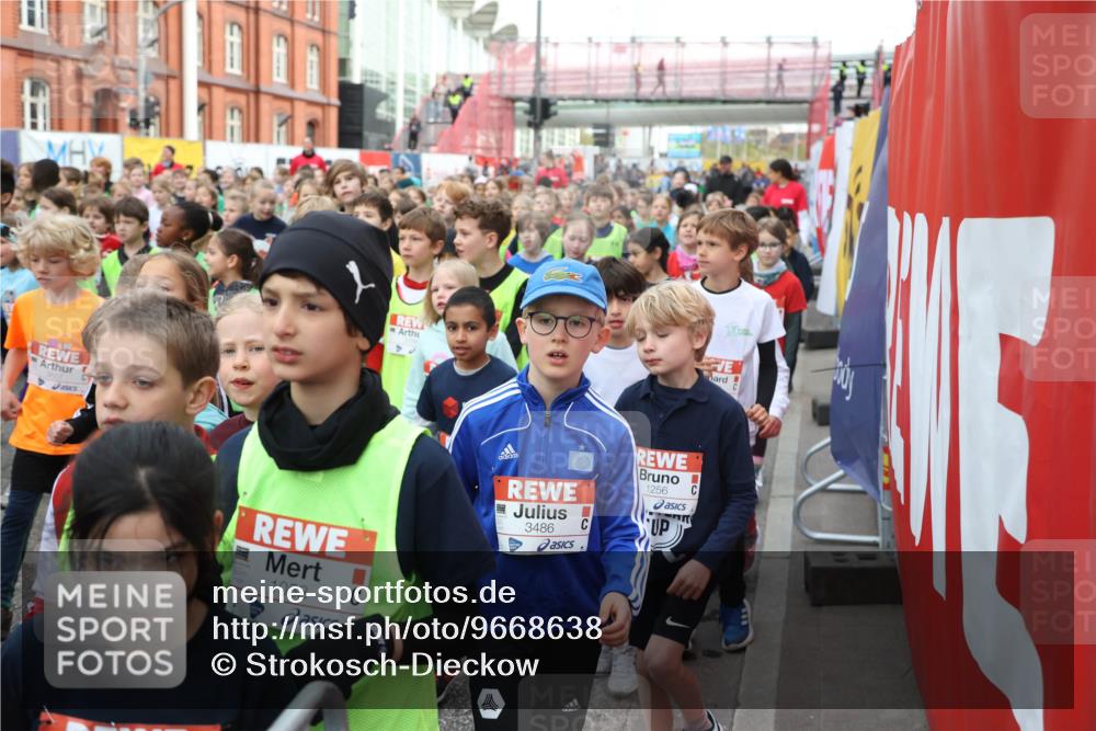 25.04.2026 - Das Zehntel Strokosch-Dieckow http://msf.ph/oto/9668638 25.04.2026 08:31:06 Allgemein zum Event 1058, 3486, 1256 meine-sportfotos.de