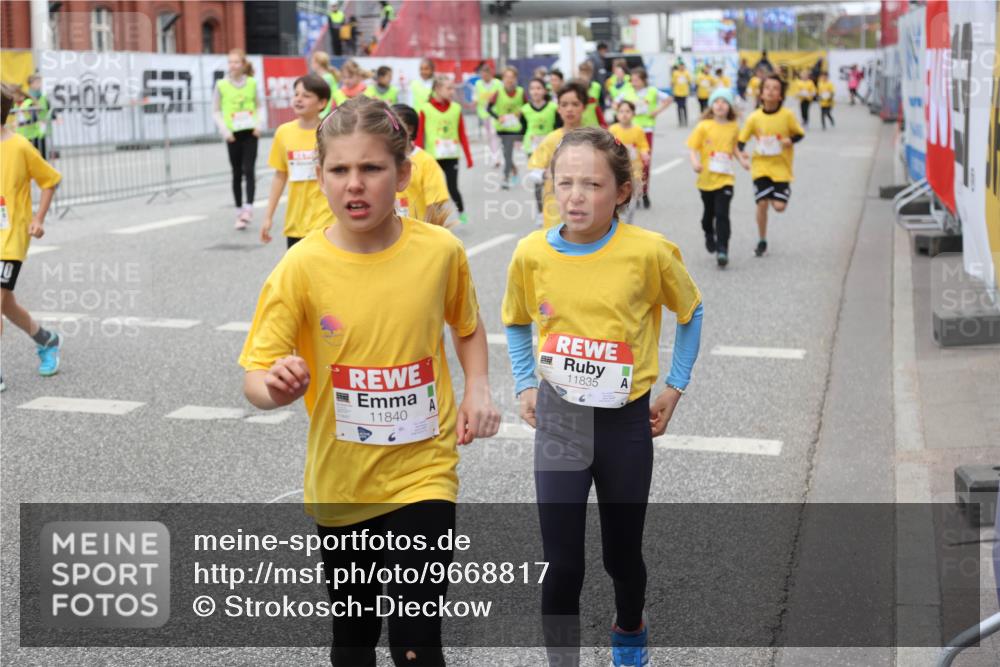 25.04.2026 - Das Zehntel Strokosch-Dieckow http://msf.ph/oto/9668817 25.04.2026 12:08:26 Allgemein zum Event 10, 517, 11840, 11835 meine-sportfotos.de