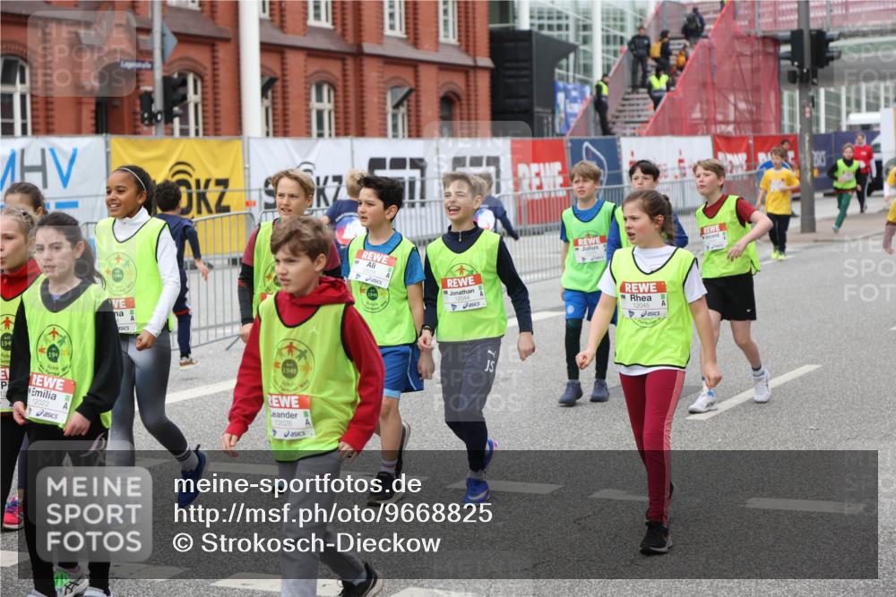 25.04.2026 - Das Zehntel Strokosch-Dieckow http://msf.ph/oto/9668825 25.04.2026 12:08:33 Allgemein zum Event 194, 194, 12022, 1949, 12028, 1949, 12044, 12045 meine-sportfotos.de