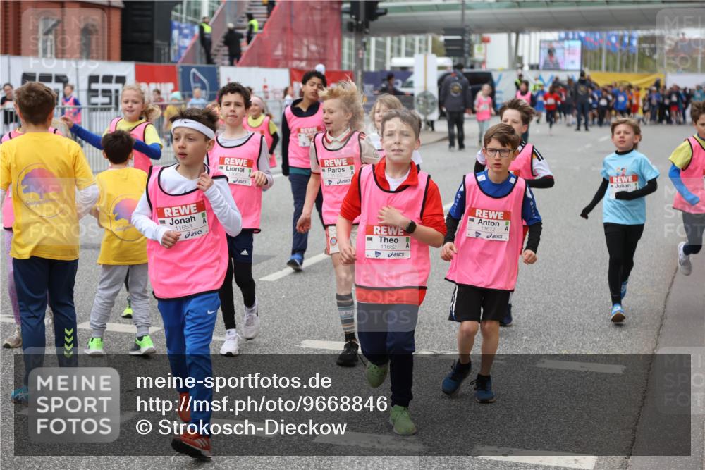 25.04.2026 - Das Zehntel Strokosch-Dieckow http://msf.ph/oto/9668846 25.04.2026 12:08:50 Allgemein zum Event 11653, 11662, 11672 meine-sportfotos.de