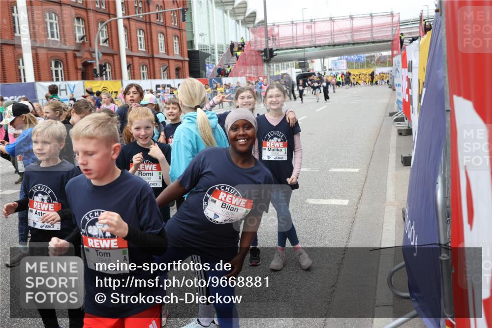 25.04.2026 - Das Zehntel Strokosch-Dieckow http://msf.ph/oto/9668881 25.04.2026 12:09:16 Allgemein zum Event 105, 10568, 0589, 10578 meine-sportfotos.de