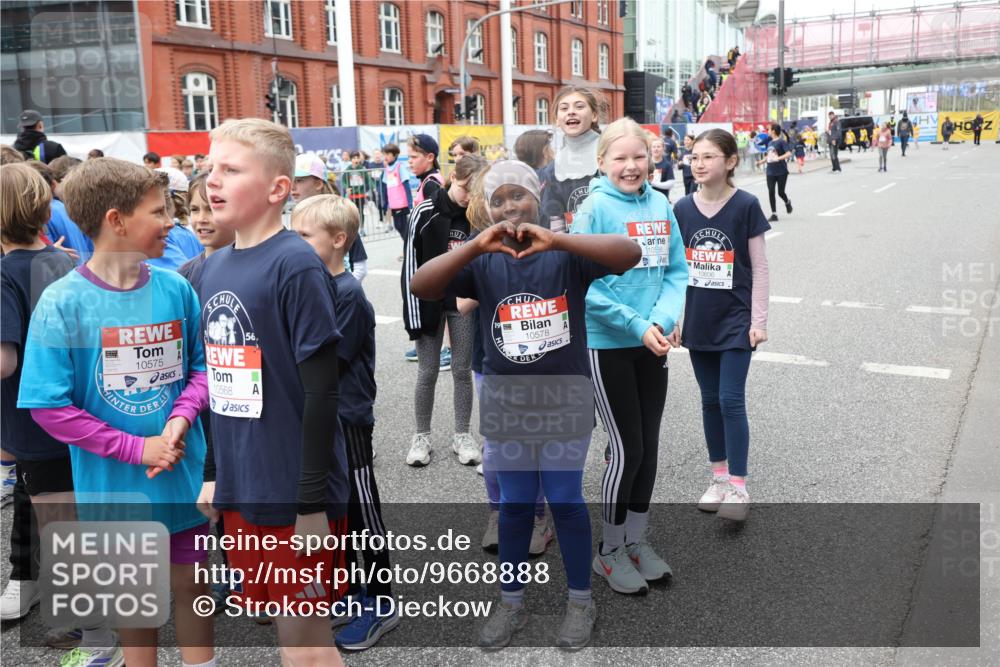 25.04.2026 - Das Zehntel Strokosch-Dieckow http://msf.ph/oto/9668888 25.04.2026 12:09:23 Allgemein zum Event 10575, 10568, 56, 10578, 10586 meine-sportfotos.de