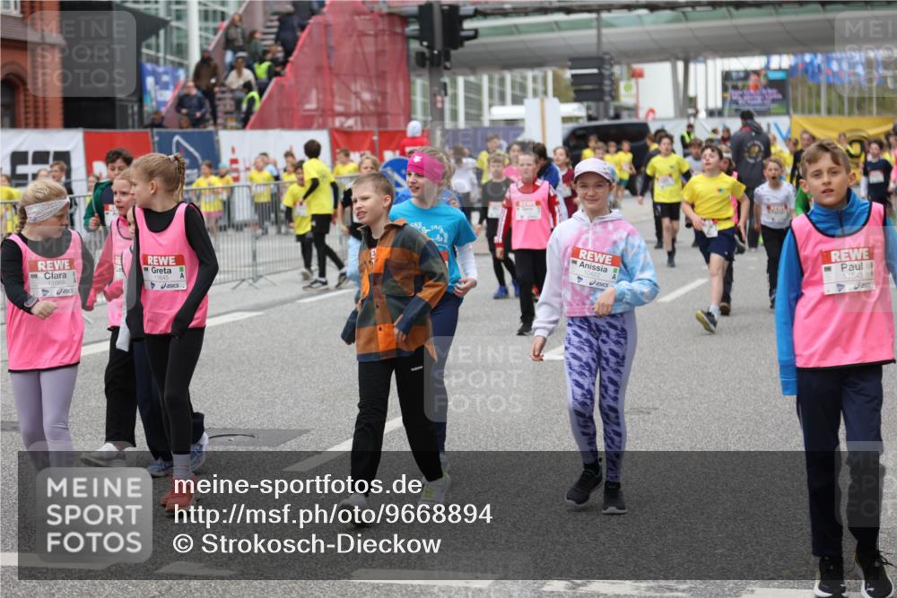 25.04.2026 - Das Zehntel Strokosch-Dieckow http://msf.ph/oto/9668894 25.04.2026 12:10:19 Allgemein zum Event 11669, 11645, 10422, 11643 meine-sportfotos.de