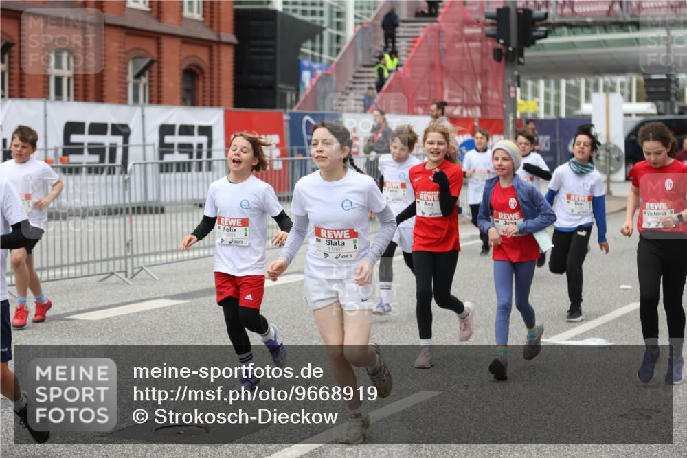 25.04.2026 - Das Zehntel Strokosch-Dieckow http://msf.ph/oto/9668919 25.04.2026 12:11:54 Allgemein zum Event 11094, 11097, 23 meine-sportfotos.de