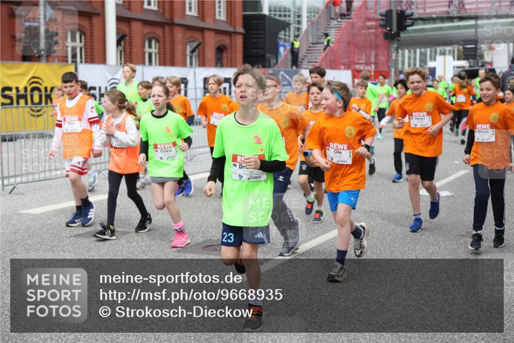 25.04.2026 - Das Zehntel Strokosch-Dieckow http://msf.ph/oto/9668935 25.04.2026 12:13:36 Allgemein zum Event 12768, 23, 12446, 12429 meine-sportfotos.de