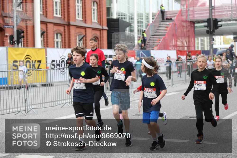 25.04.2026 - Das Zehntel Strokosch-Dieckow http://msf.ph/oto/9669070 25.04.2026 10:05:25 Allgemein zum Event 6709, 6763, 6745, 5512 meine-sportfotos.de