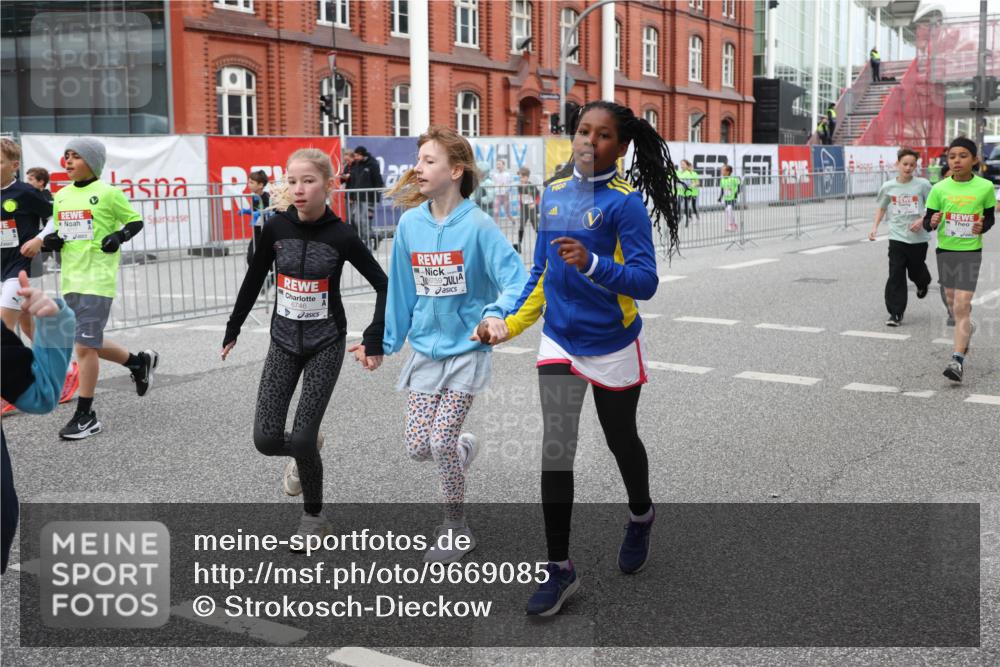 25.04.2026 - Das Zehntel Strokosch-Dieckow http://msf.ph/oto/9669085 25.04.2026 10:05:34 Allgemein zum Event 6746, 6759 meine-sportfotos.de