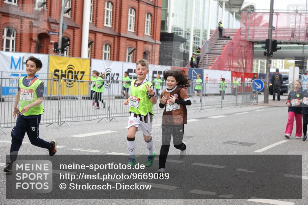 25.04.2026 - Das Zehntel Strokosch-Dieckow http://msf.ph/oto/9669089 25.04.2026 10:05:40 Allgemein zum Event 12 meine-sportfotos.de