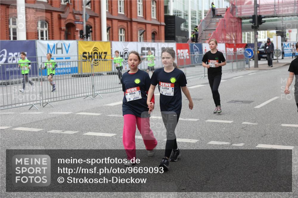 25.04.2026 - Das Zehntel Strokosch-Dieckow http://msf.ph/oto/9669093 25.04.2026 10:05:47 Allgemein zum Event 1447, 6739, 6765 meine-sportfotos.de