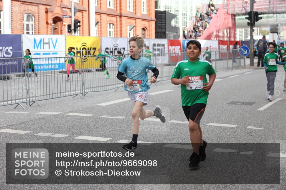 25.04.2026 - Das Zehntel Strokosch-Dieckow http://msf.ph/oto/9669098 25.04.2026 10:06:08 Allgemein zum Event 1, 20, 5533 meine-sportfotos.de
