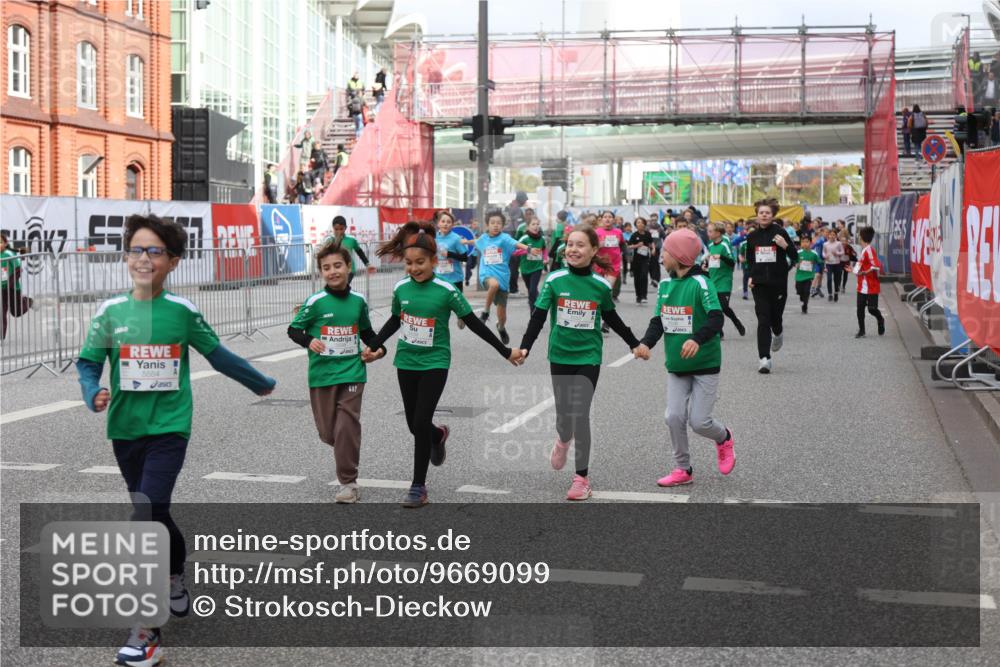25.04.2026 - Das Zehntel Strokosch-Dieckow http://msf.ph/oto/9669099 25.04.2026 10:06:11 Allgemein zum Event 5554 meine-sportfotos.de