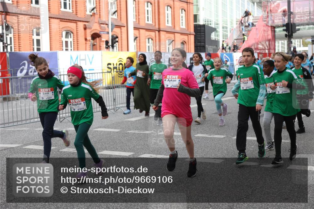 25.04.2026 - Das Zehntel Strokosch-Dieckow http://msf.ph/oto/9669106 25.04.2026 10:06:16 Allgemein zum Event 5546, 5547 meine-sportfotos.de