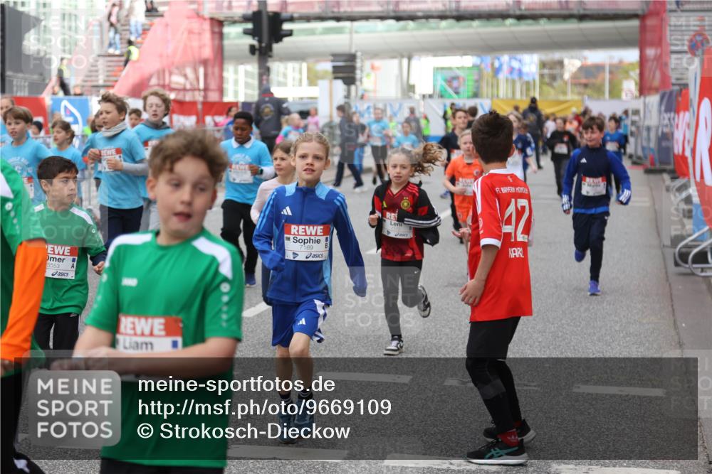 25.04.2026 - Das Zehntel Strokosch-Dieckow http://msf.ph/oto/9669109 25.04.2026 10:06:18 Allgemein zum Event 5553, 7169, 42 meine-sportfotos.de