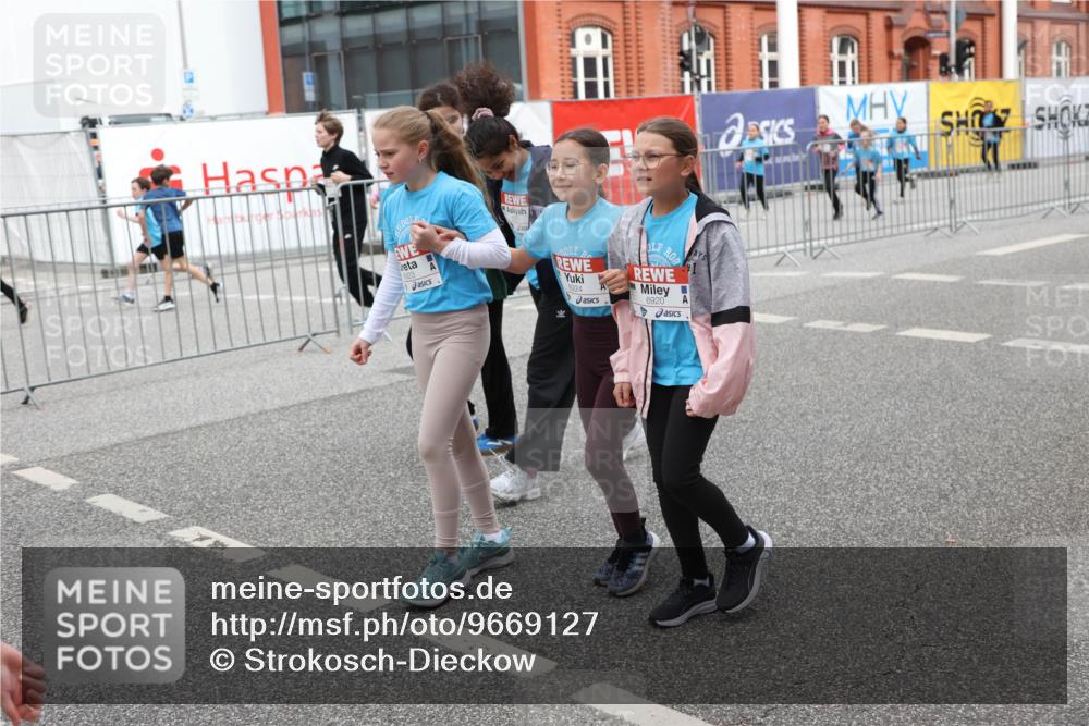 25.04.2026 - Das Zehntel Strokosch-Dieckow http://msf.ph/oto/9669127 25.04.2026 10:06:56 Allgemein zum Event 923, 8924, 6920 meine-sportfotos.de