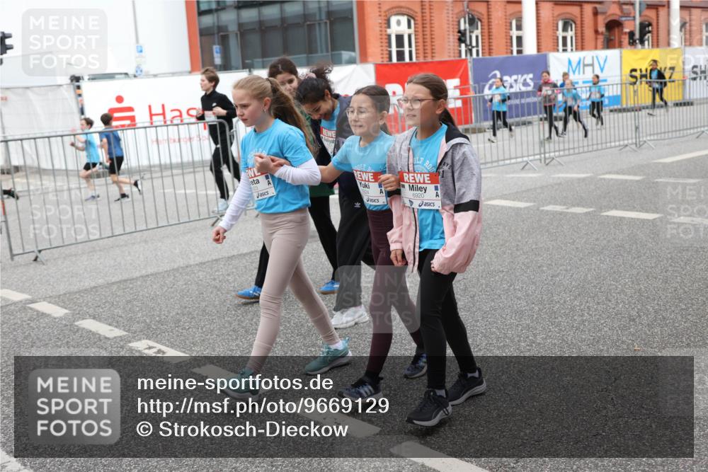 25.04.2026 - Das Zehntel Strokosch-Dieckow http://msf.ph/oto/9669129 25.04.2026 10:06:56 Allgemein zum Event 23, 24, 6920 meine-sportfotos.de