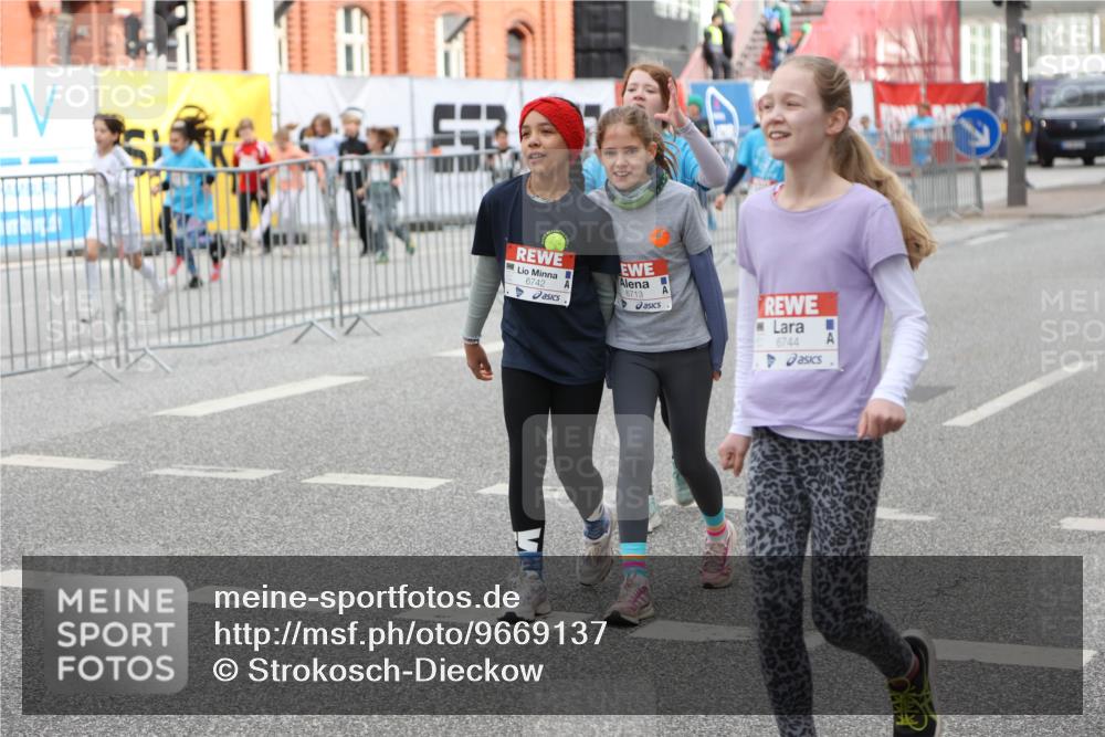 25.04.2026 - Das Zehntel Strokosch-Dieckow http://msf.ph/oto/9669137 25.04.2026 10:07:16 Allgemein zum Event 6742, 6713, 6744 meine-sportfotos.de
