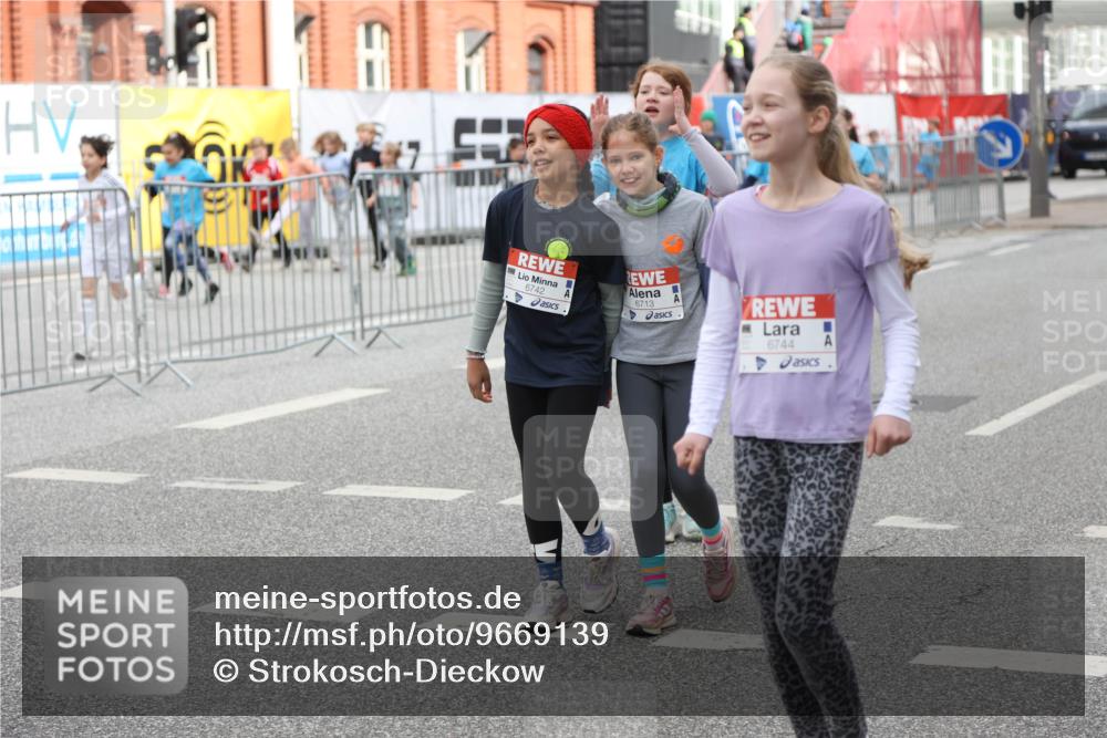 25.04.2026 - Das Zehntel Strokosch-Dieckow http://msf.ph/oto/9669139 25.04.2026 10:07:16 Allgemein zum Event 6742, 6713, 6744 meine-sportfotos.de