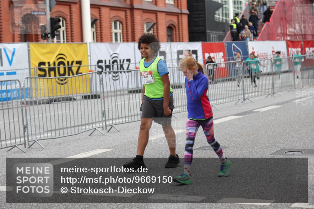 25.04.2026 - Das Zehntel Strokosch-Dieckow http://msf.ph/oto/9669150 25.04.2026 10:07:56 Allgemein zum Event 2, 7 meine-sportfotos.de